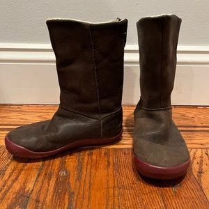 Vivobarefoot Wild Hyde hand finished boots